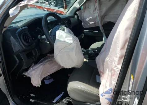 2018 Toyota Tacoma Access Cab z USA, uszkodzony, nr VIN 5TFRX5GN8JX103662